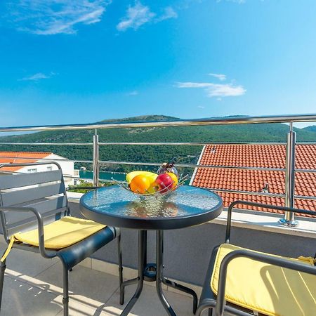 Guesthouse Pezo Мокошица Экстерьер фото