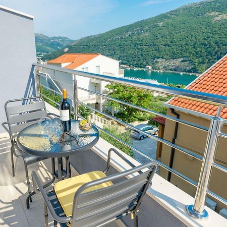 Guesthouse Pezo Мокошица Экстерьер фото