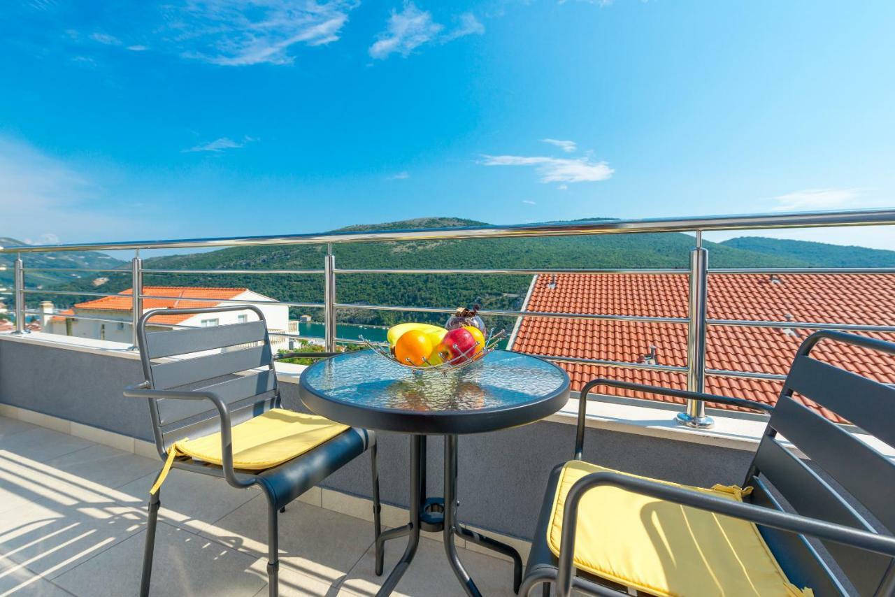 Guesthouse Pezo Мокошица Экстерьер фото
